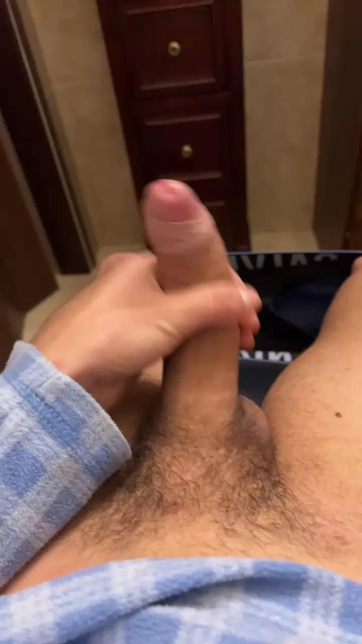 pistolone0 on Cam4 