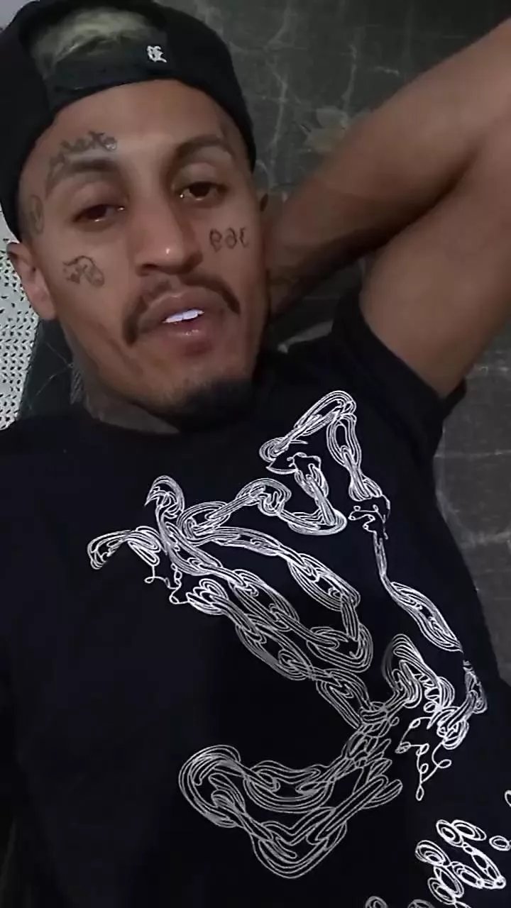 Offline PrincePrincipe on Cam4