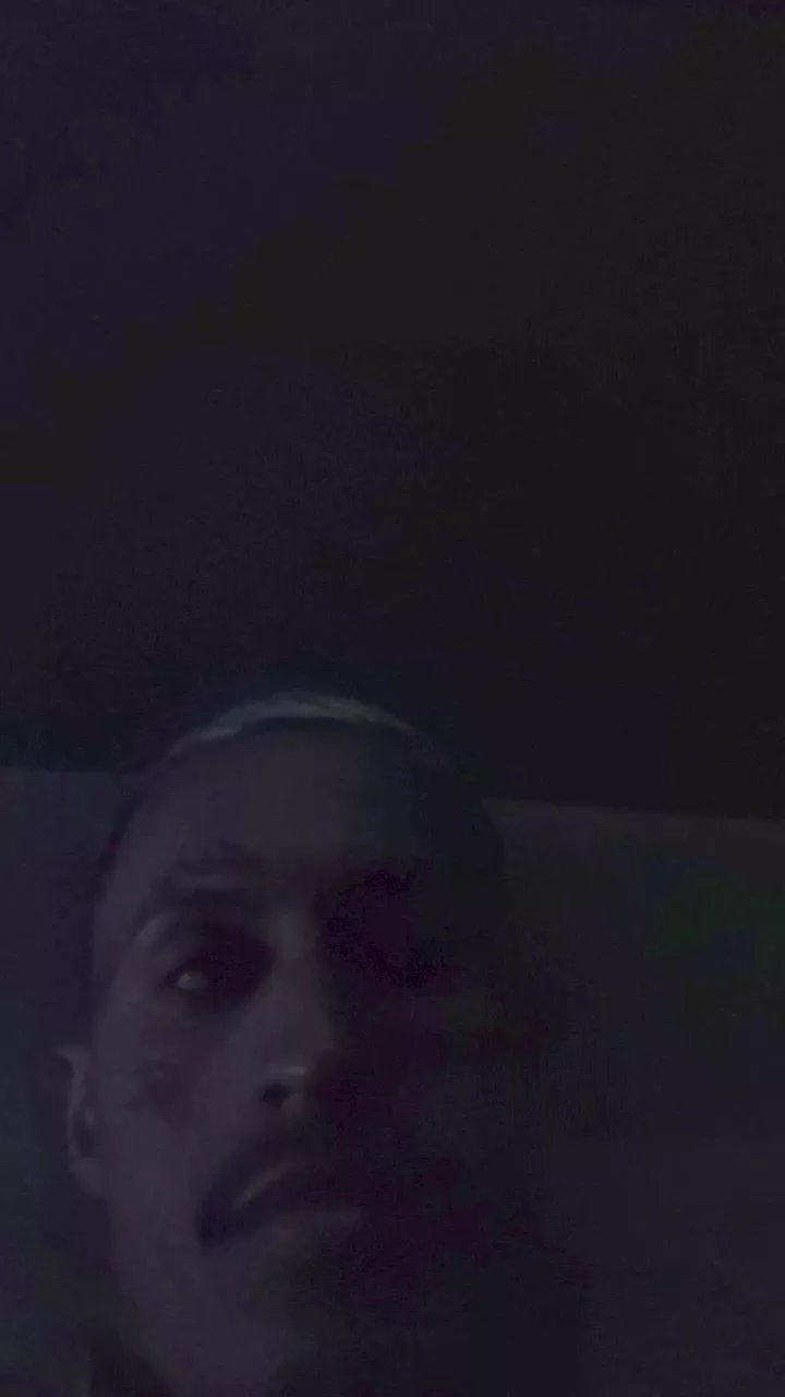 Offline PrincePrincipe on Cam4