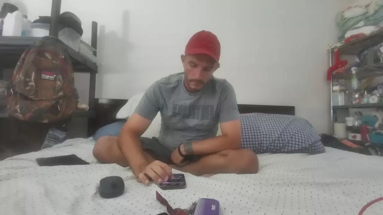 R_malcom on Cam4 