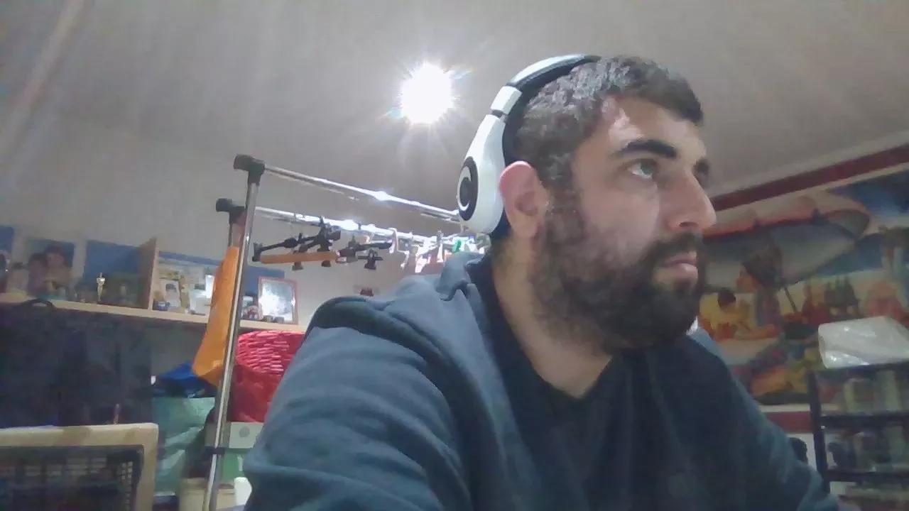 realKong on Cam4 