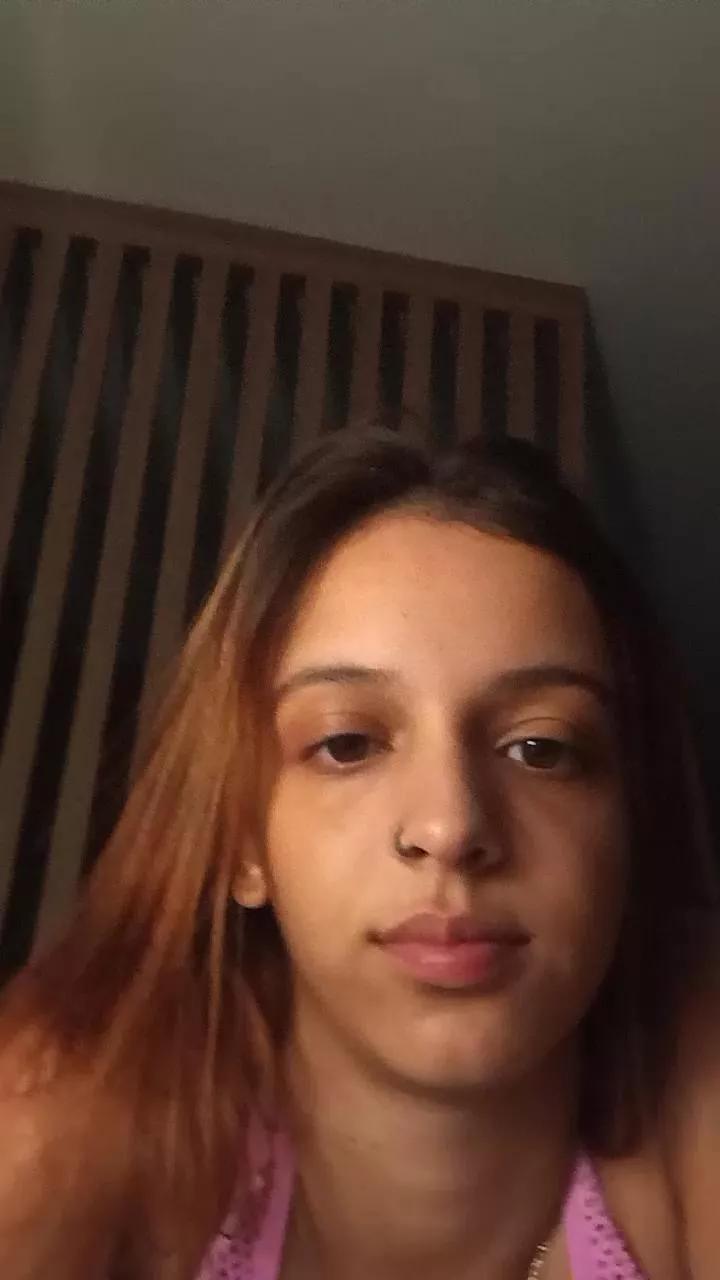 RebecaDias on Cam4 