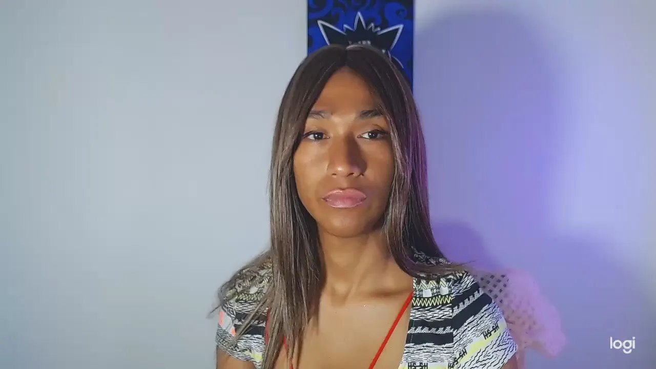 Freechat red_veltet on Cam4