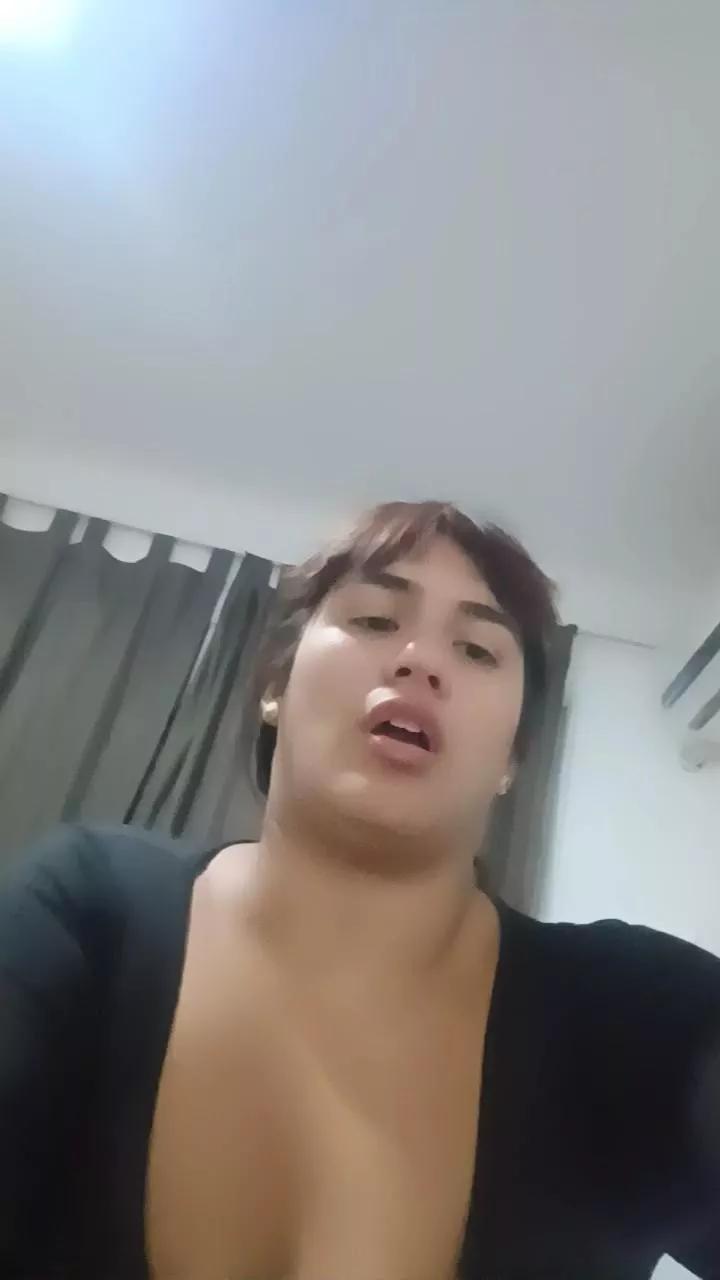 Reyna0001 on Cam4 