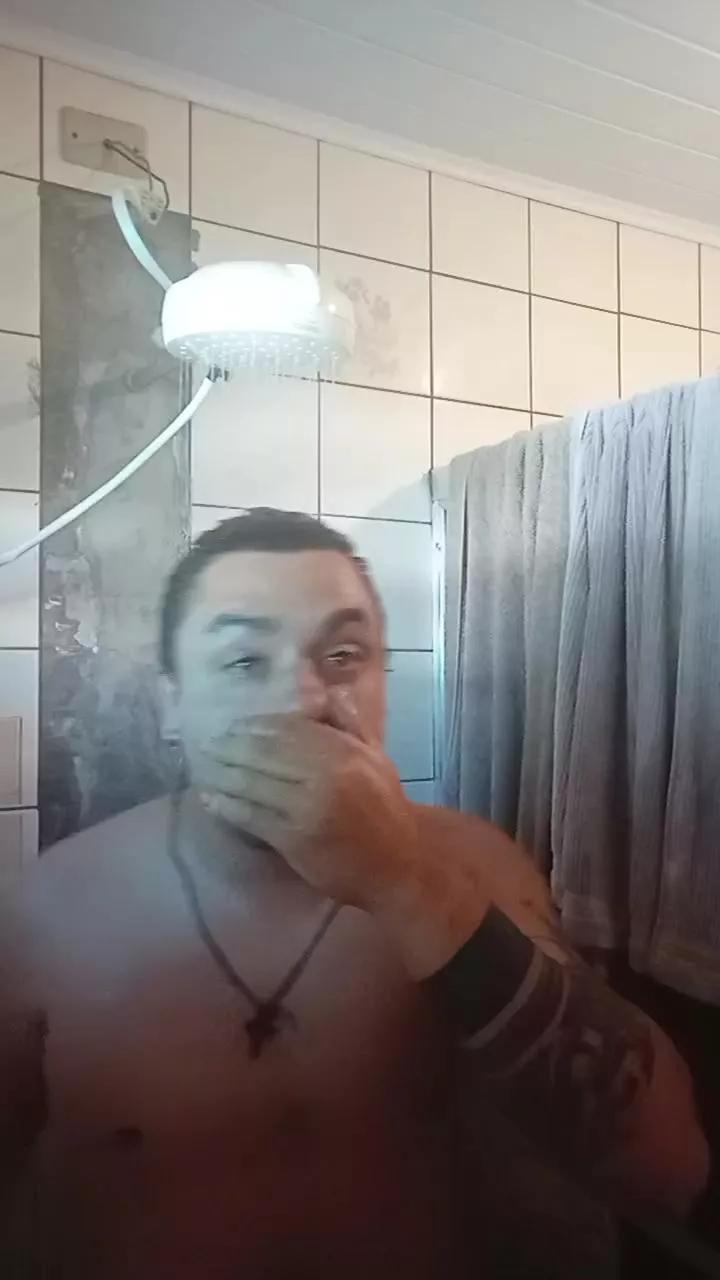ricardo896 on Cam4 