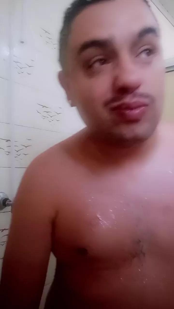 ricardo896 on Cam4 