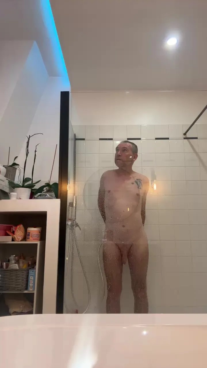 Offline Rivegauchefm on Cam4