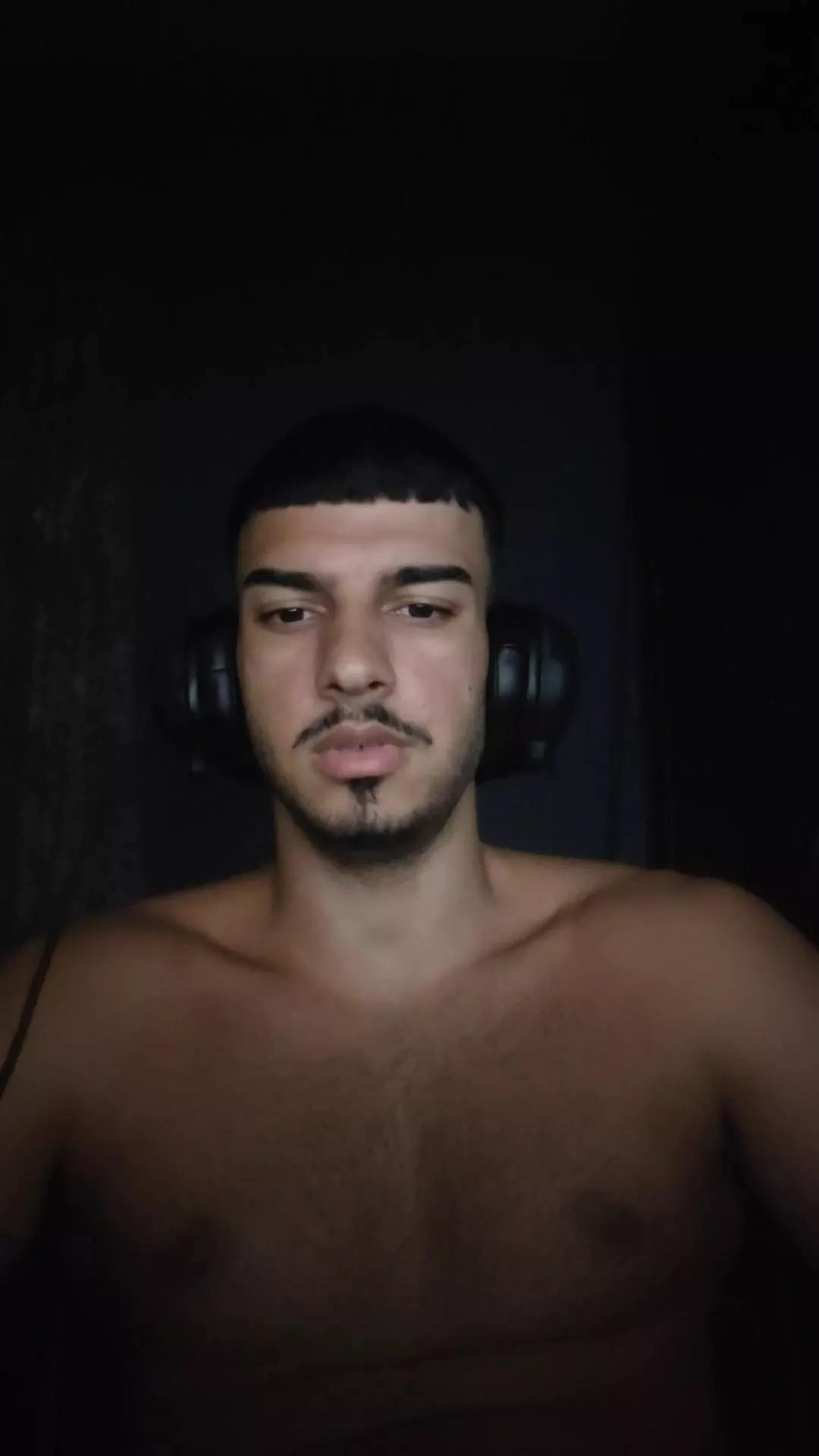 robsonhaha on Cam4 