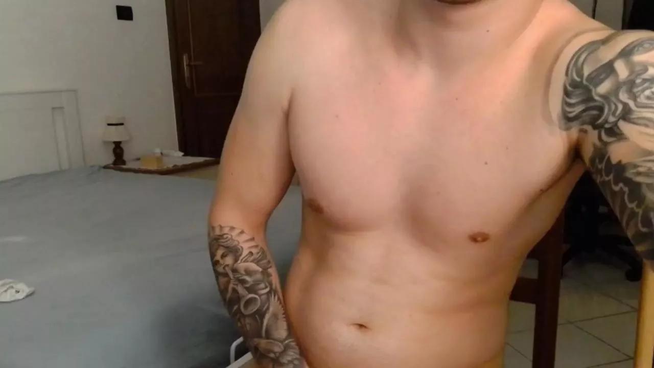 Robyyyy69 on Cam4 