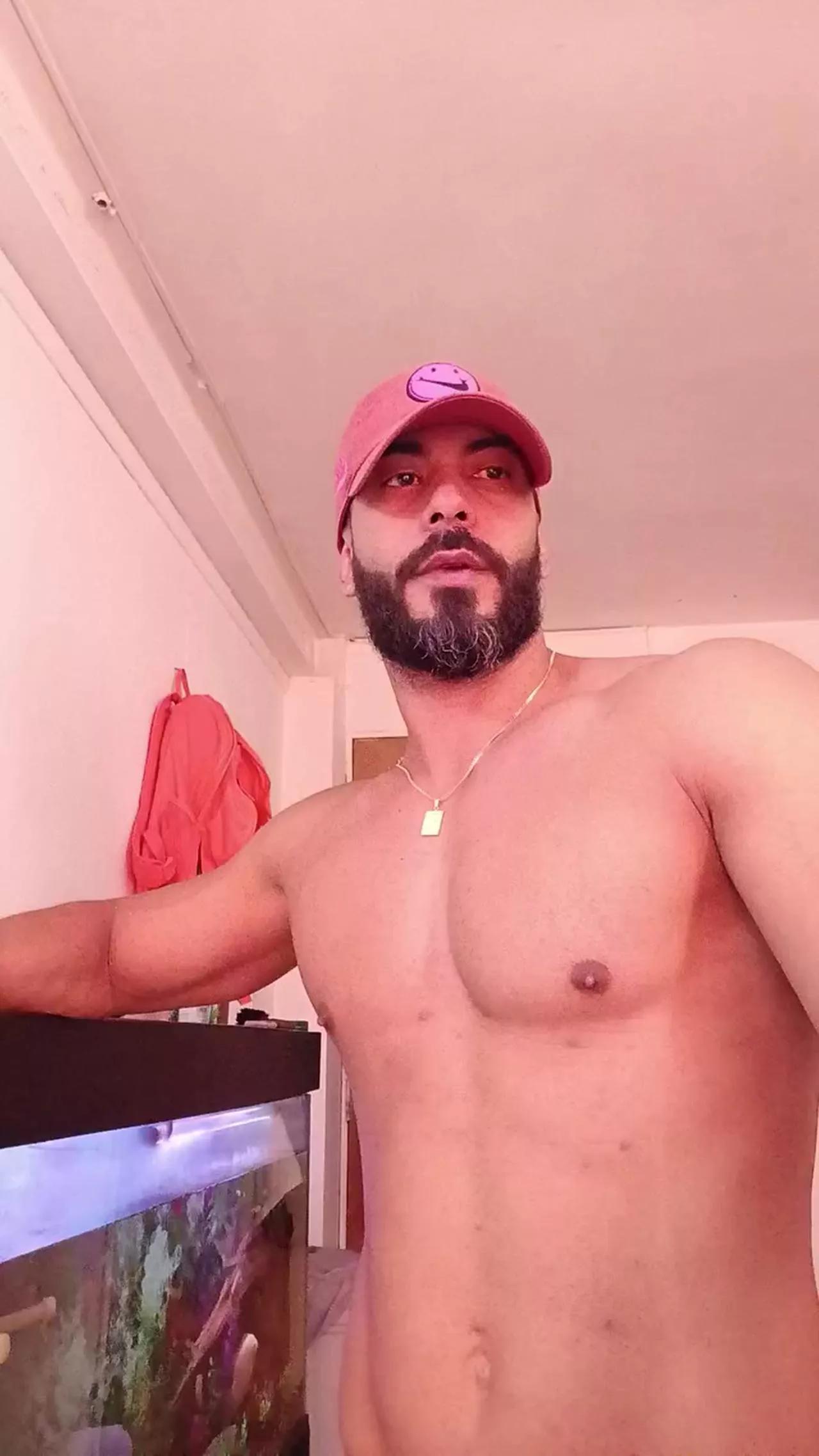 romeolovehot on Cam4 