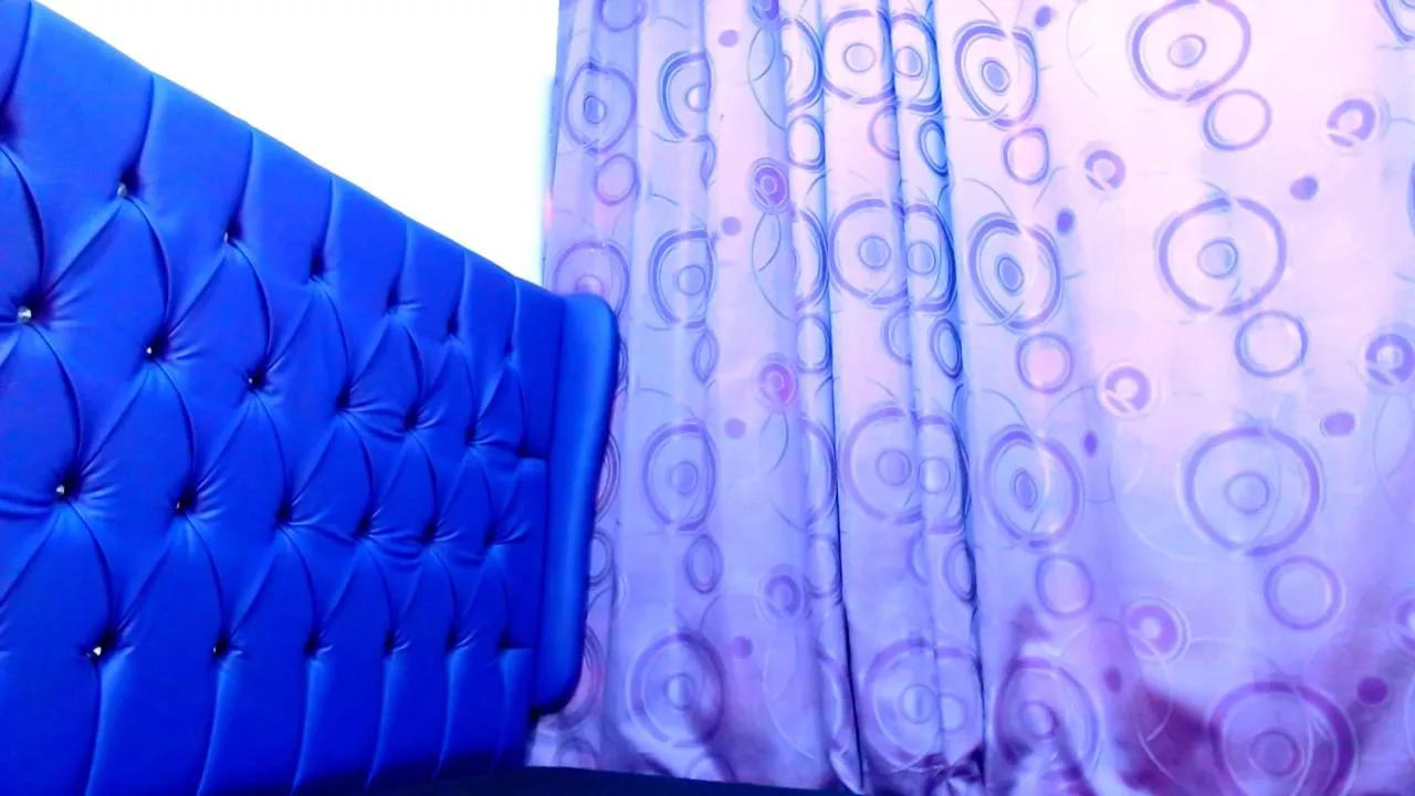 rosa333_ on Cam4 