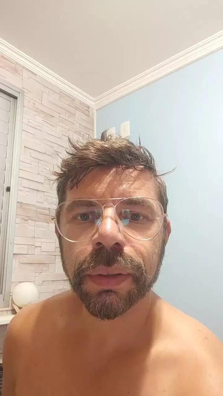 Roy_brazil on Cam4 