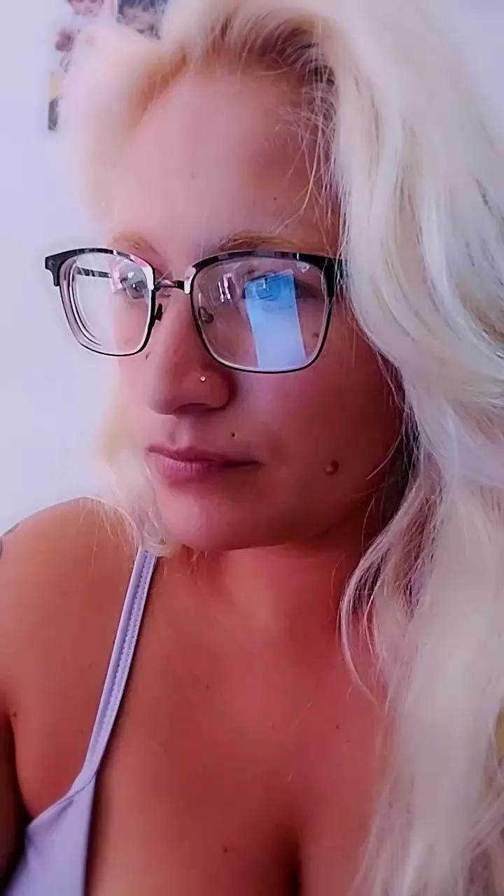 Rusherking91 on Cam4 