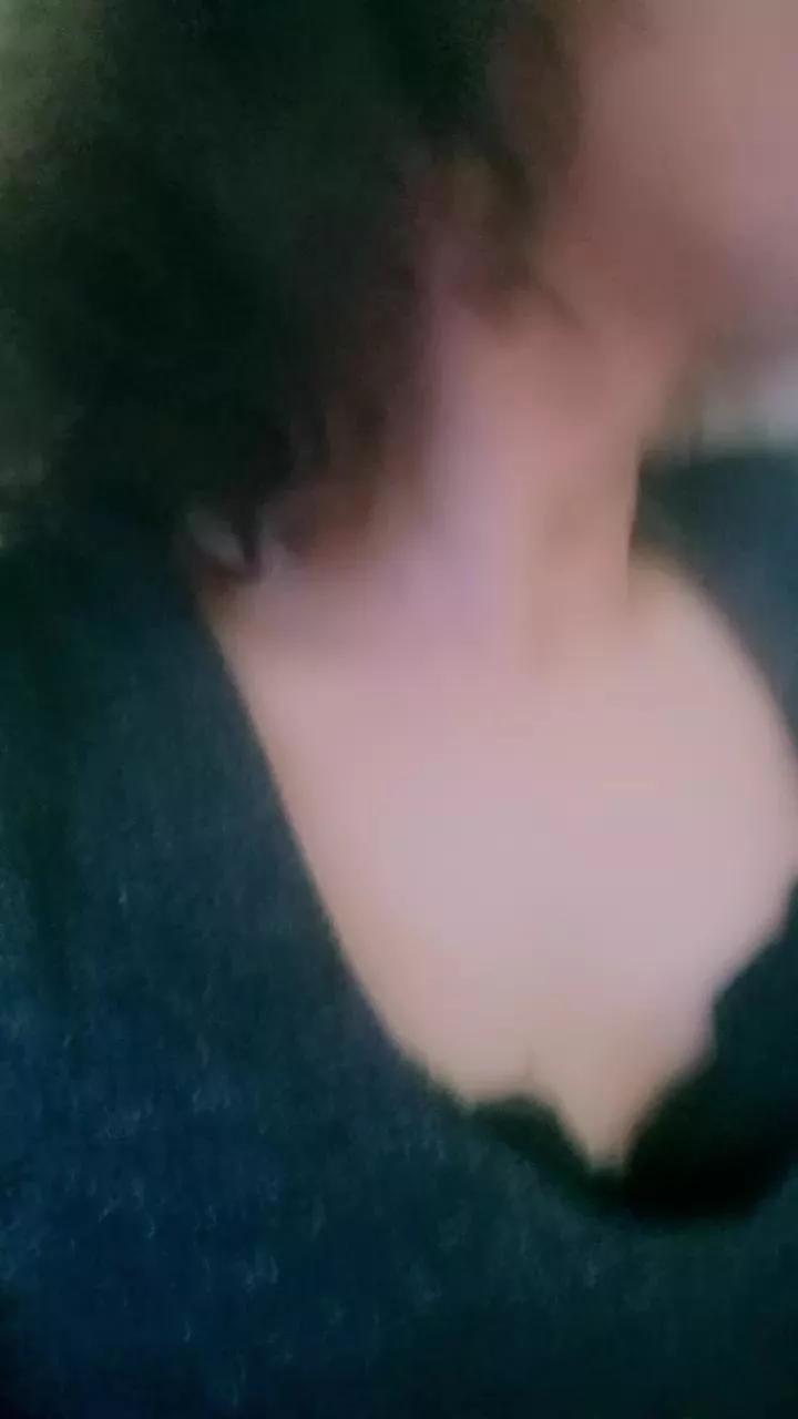 SabrinaTrv on Cam4 