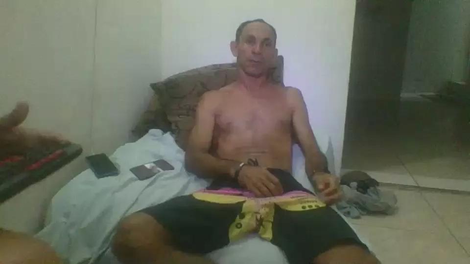 safa_000 on Cam4 