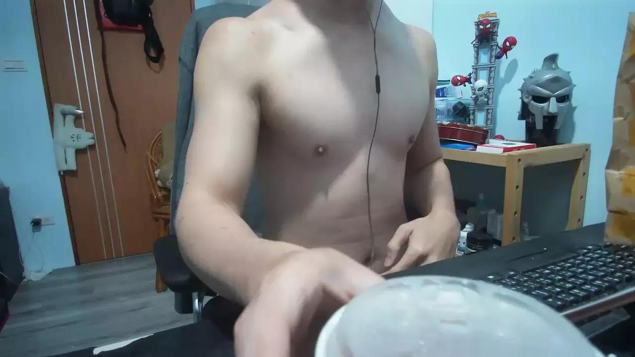 santimunez99 on Cam4 