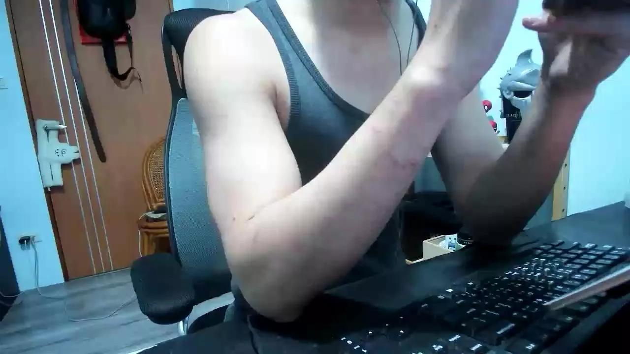 santimunez99 on Cam4 