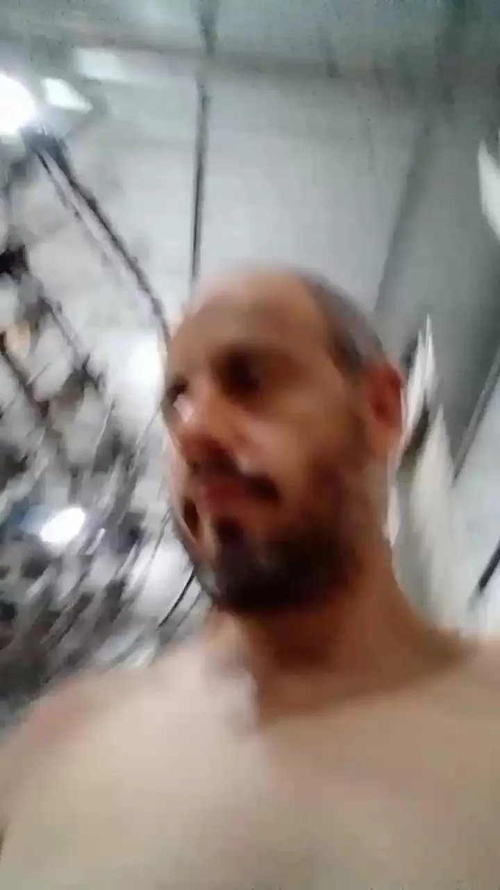 Offline sedutor410 on Cam4