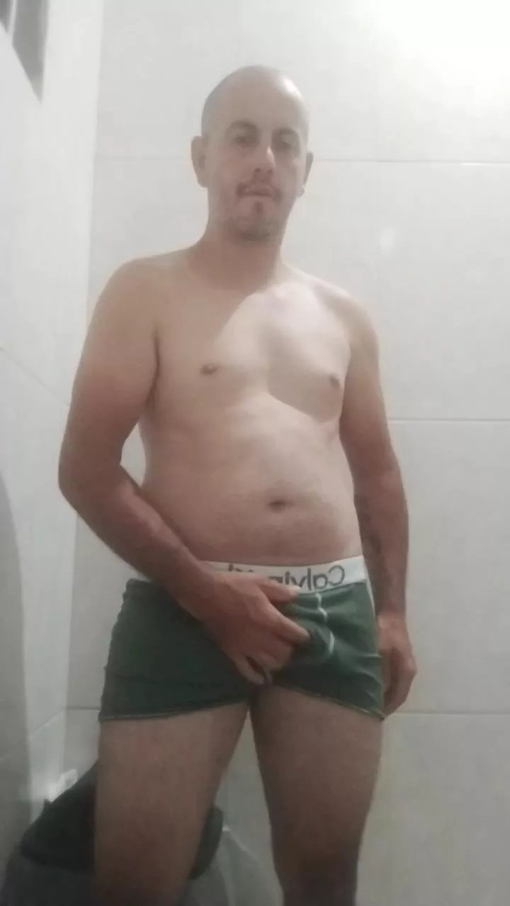 Offline sedutor410 on Cam4