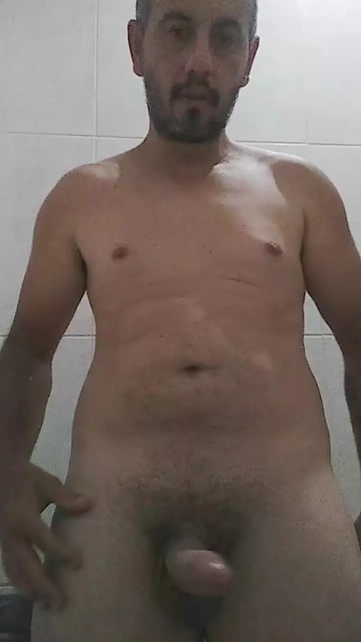 Offline sedutor410 on Cam4