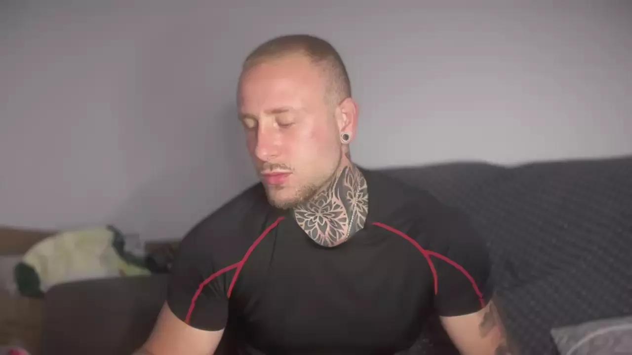 sergio300PL on Cam4 