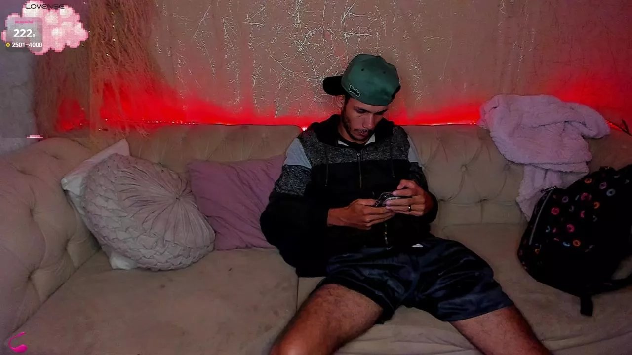 Offline sexonfire1_1 on Cam4