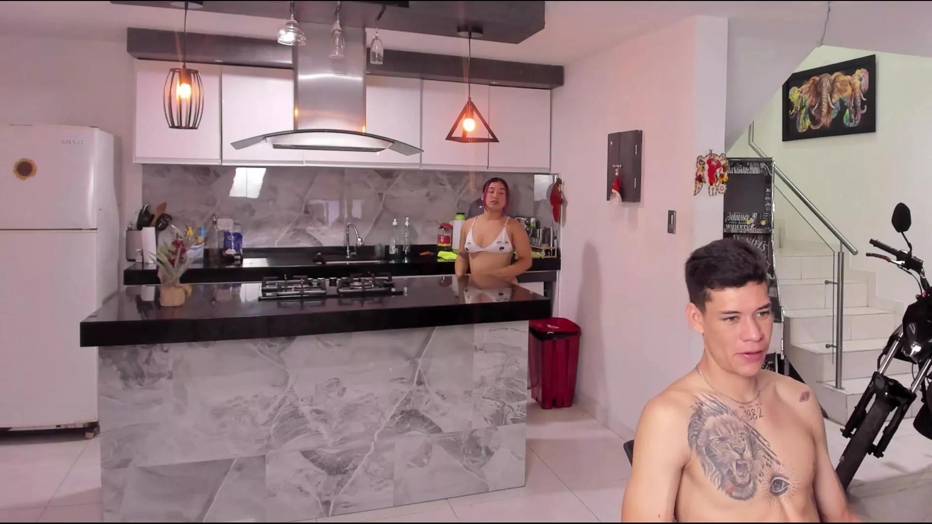 sexy_hot_girls5 on Cam4 