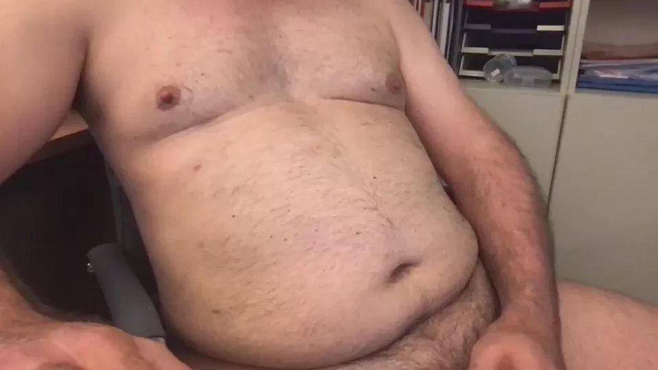 Offline sexybigbear1 on Cam4