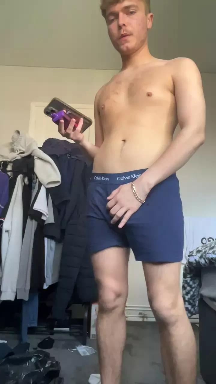 SexyBoiii690 on Cam4 