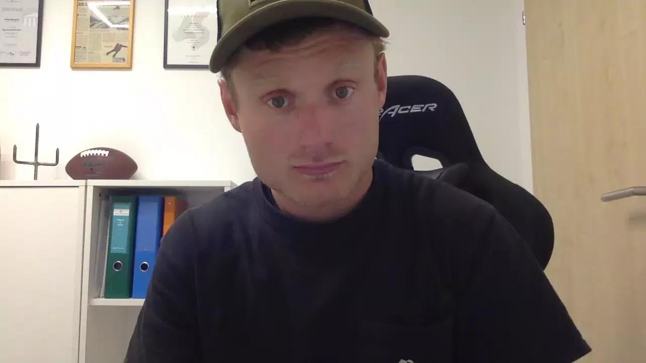 Sexyfreak1994 on Cam4 
