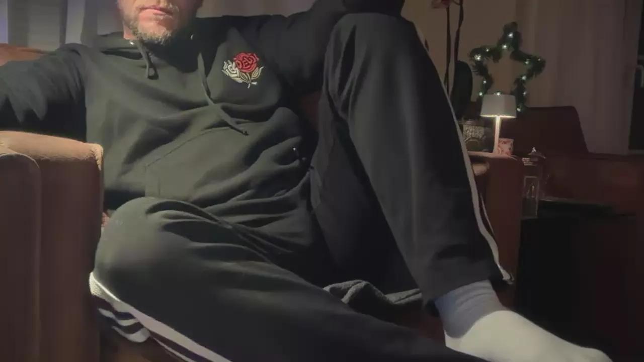 sk8_bong on Cam4 