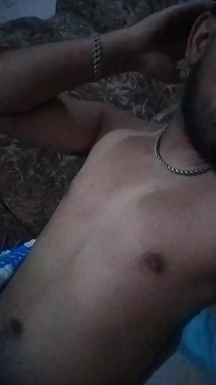 Skrollikat_ on Cam4 