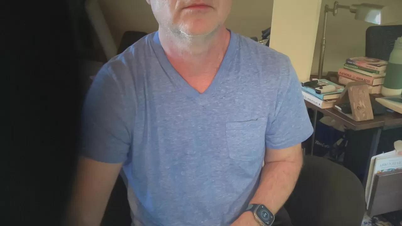 slowen2028 on Cam4 