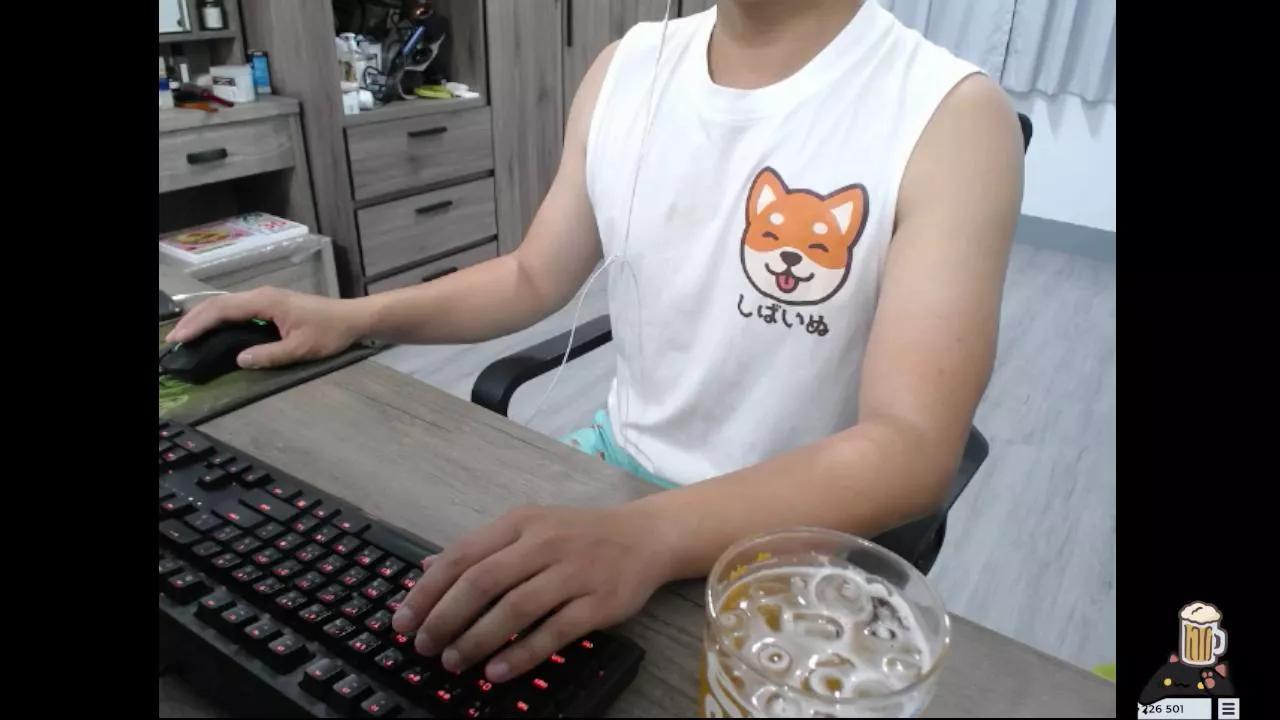 smallsmallwa on Cam4 
