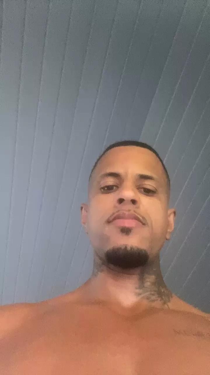 Soaresluucas29 on Cam4 
