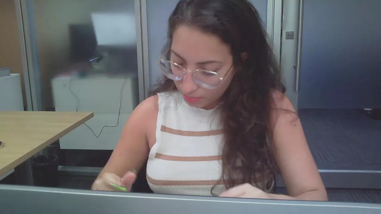 Sophie_____ on Cam4 