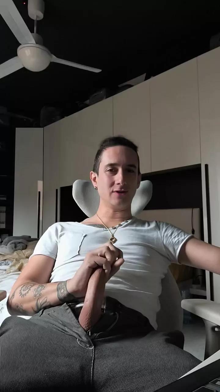 Soul_Ronin on Cam4 