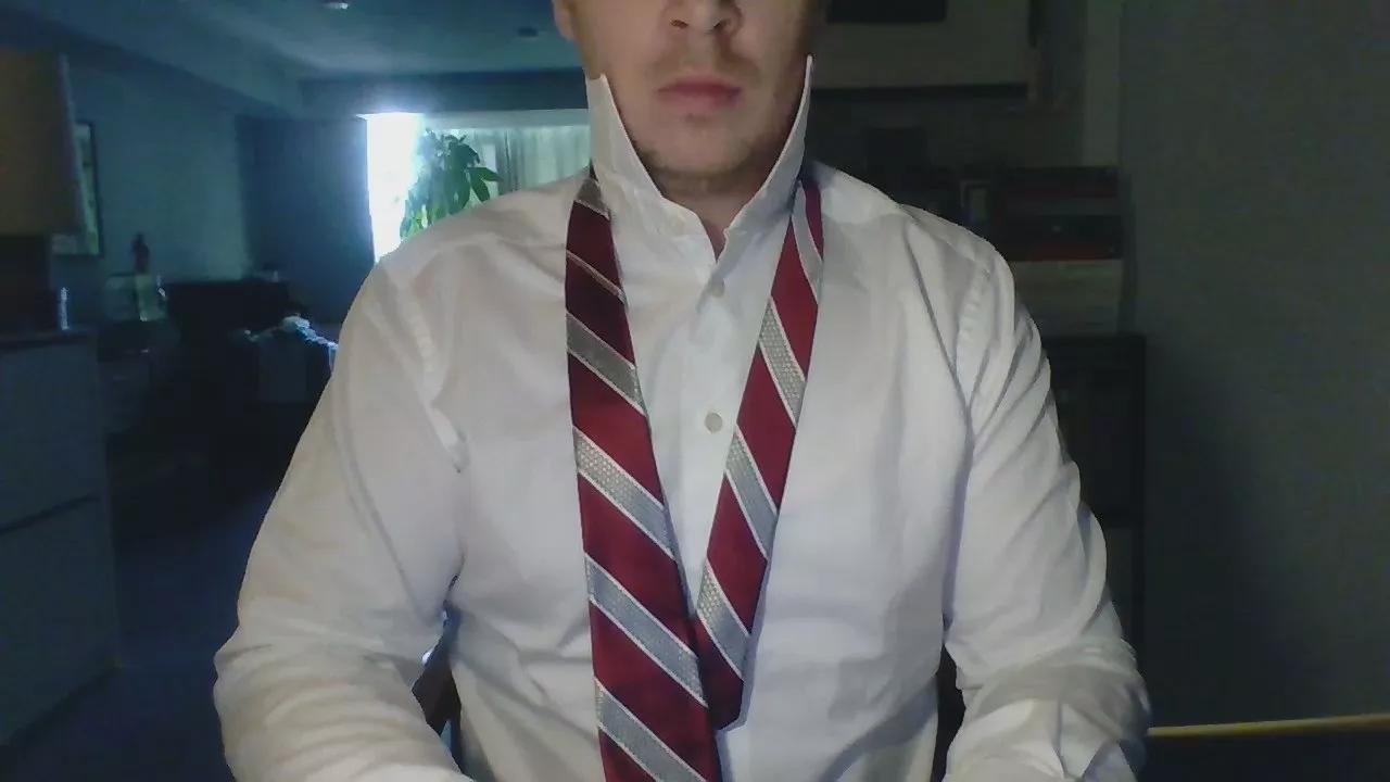 suitedfucker on Cam4 
