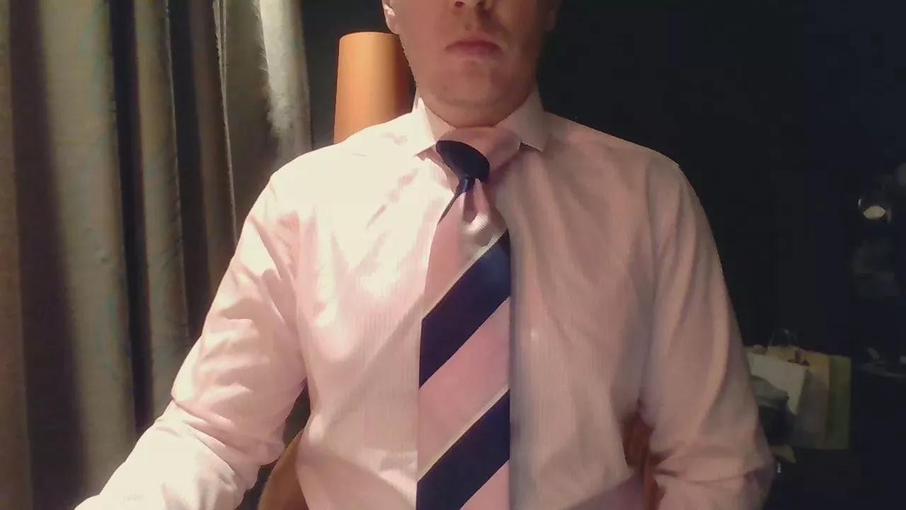 suitedfucker on Cam4 