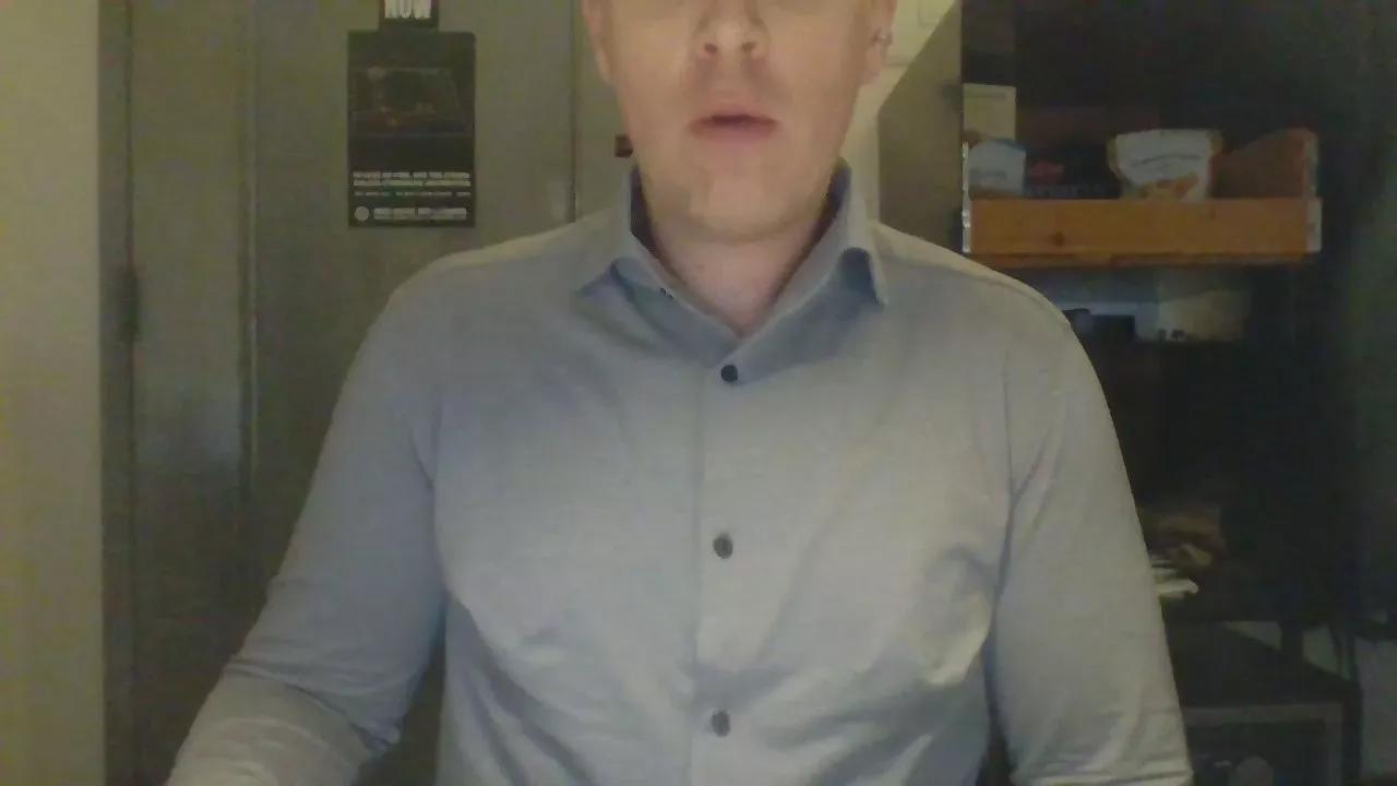 suitedfucker on Cam4 