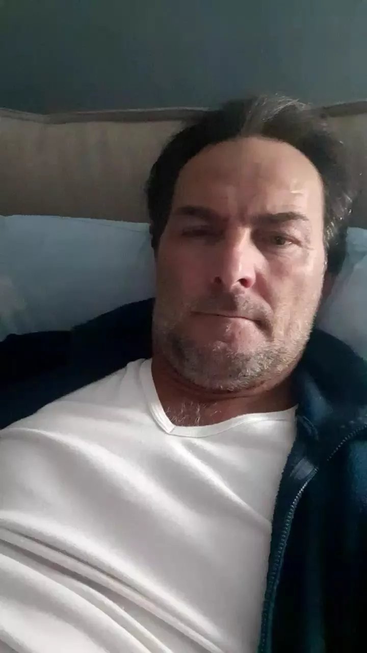 Offline superbonazzo on Cam4