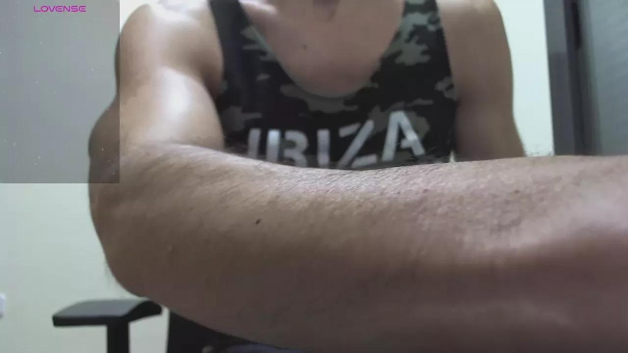 surfgymboy on Cam4 