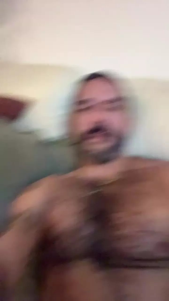 Offline sydneysucker on Cam4