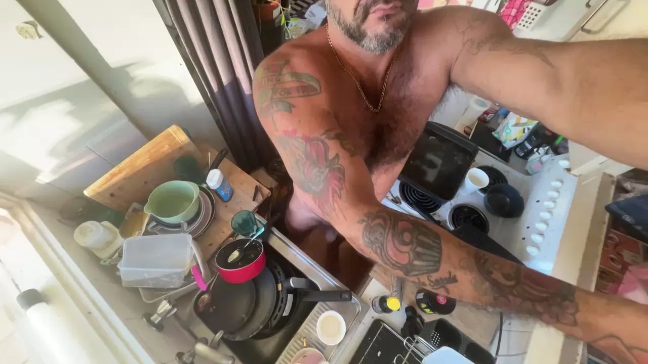 Offline sydneysucker on Cam4