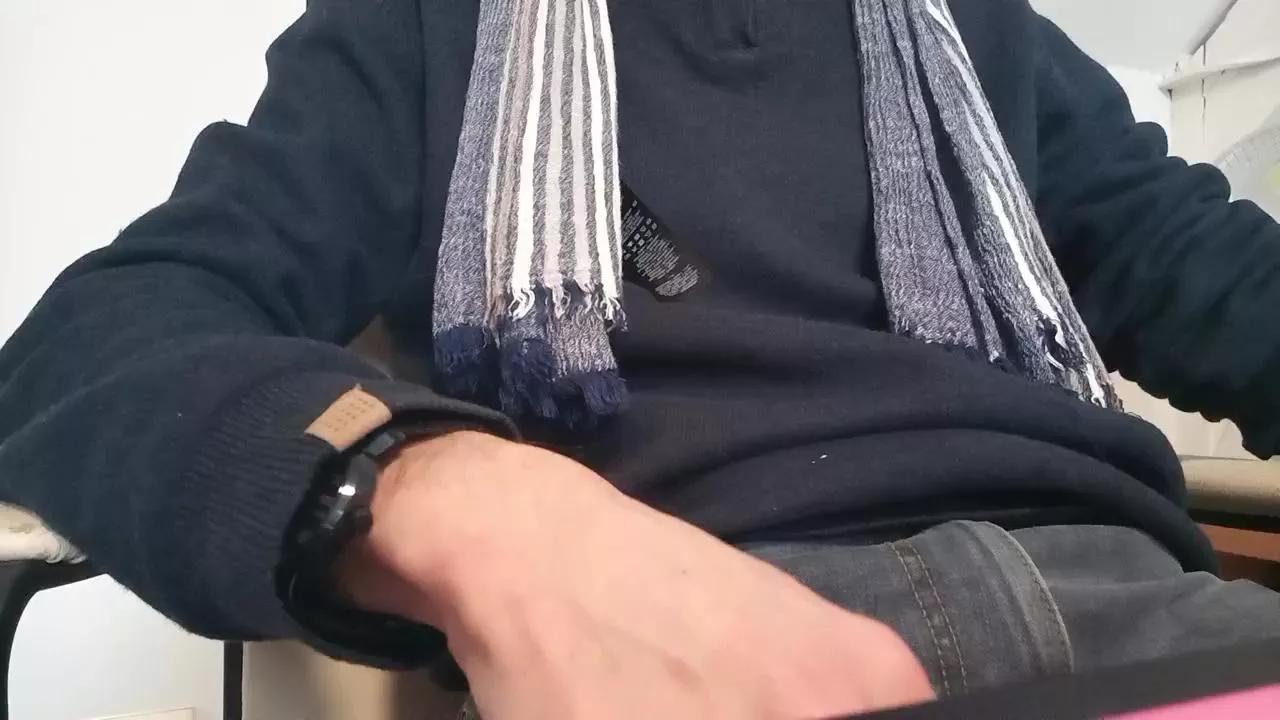 Tboner59 on Cam4 