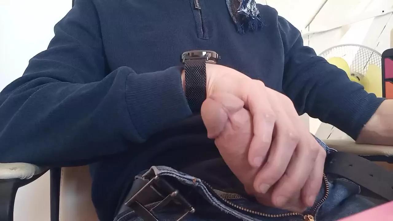 Tboner59 on Cam4 