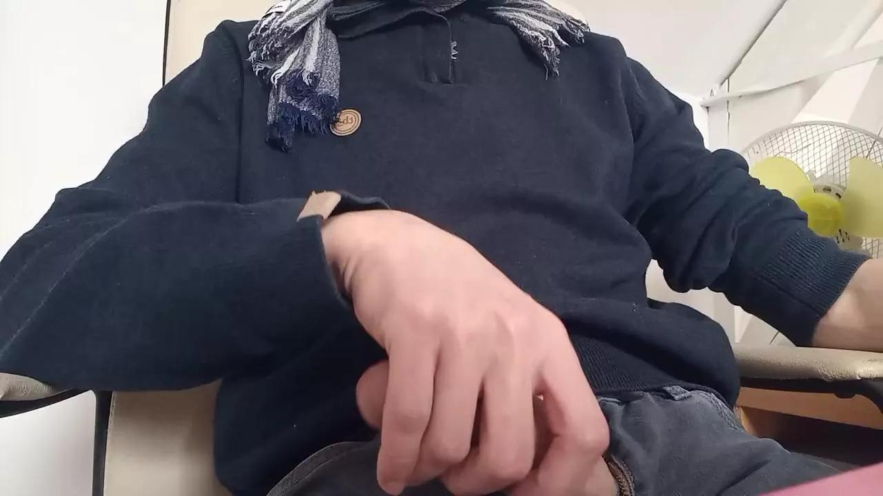 Tboner59 on Cam4 