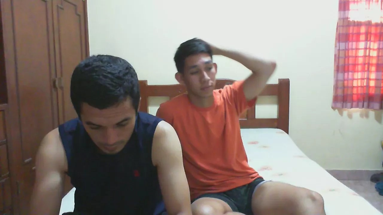 Offline teamboys3 on Cam4