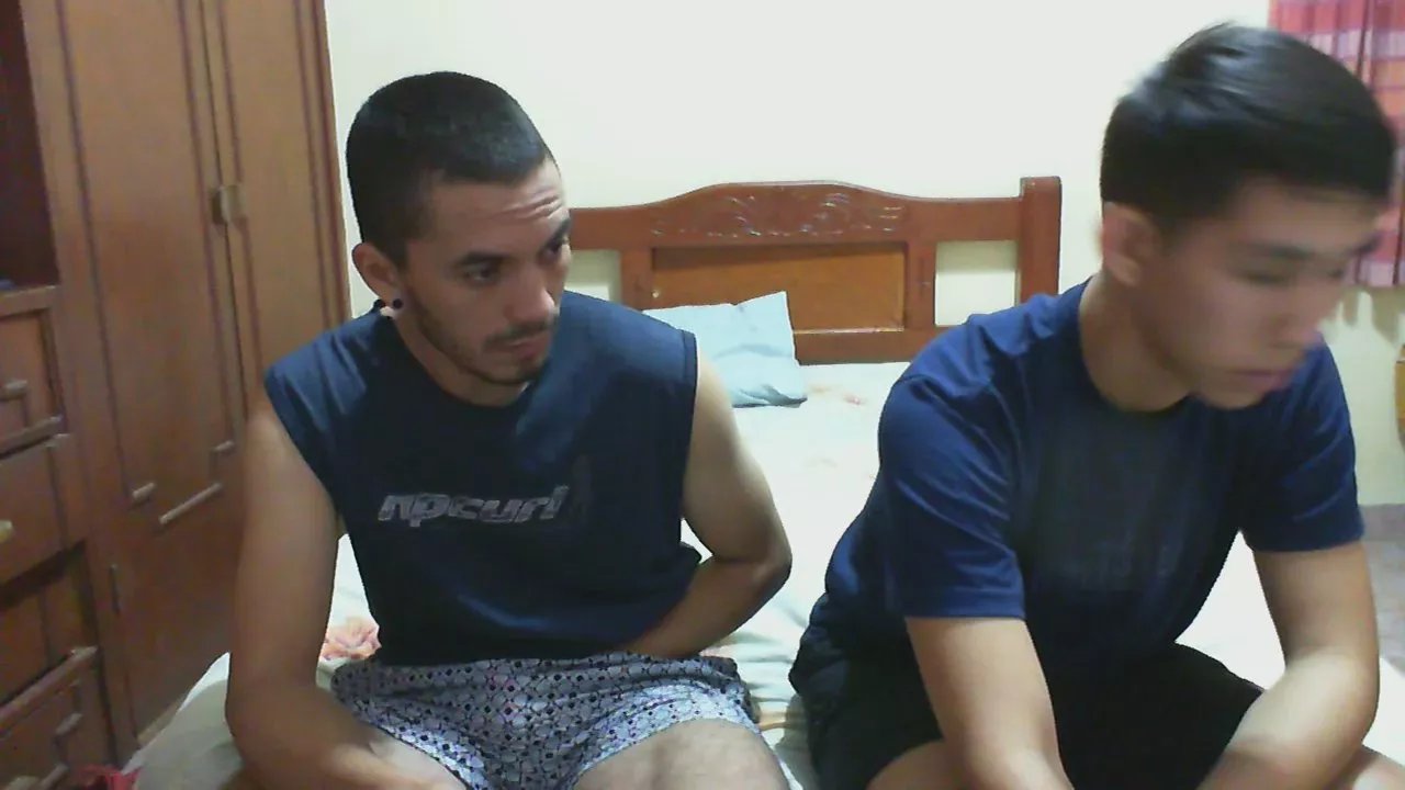 Offline teamboys3 on Cam4