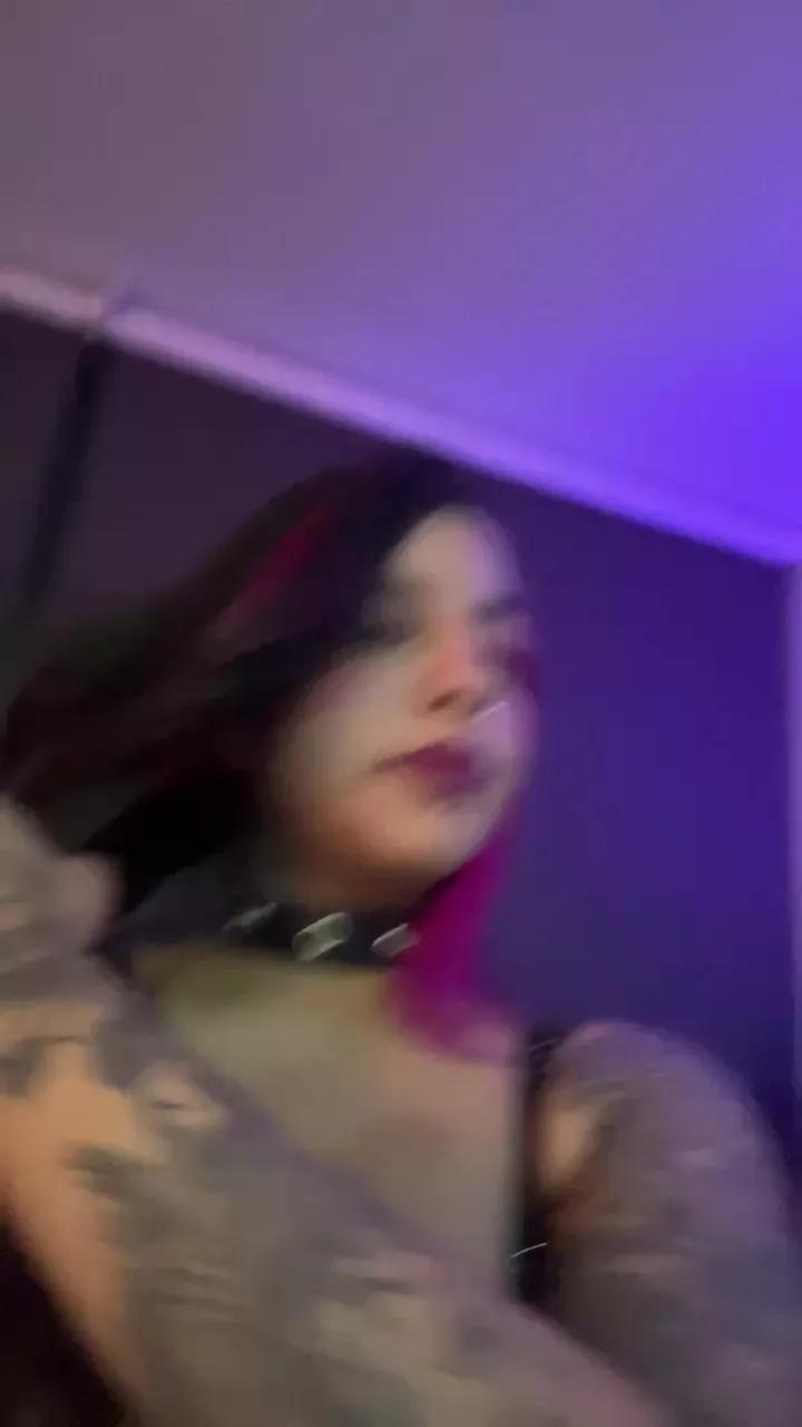 technob1tch on Cam4 